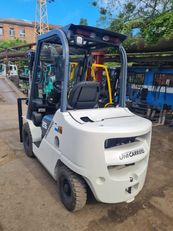 Навантажувач вилковий UNICARRIERS FD25T5 - Зображення 4