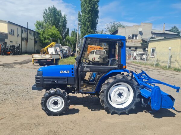 Міні-трактор з кабіною ISEKI TF243F - Зображення 2