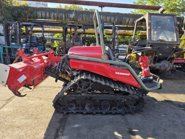 Міні-трактор гусеничний YANMAR AC-16