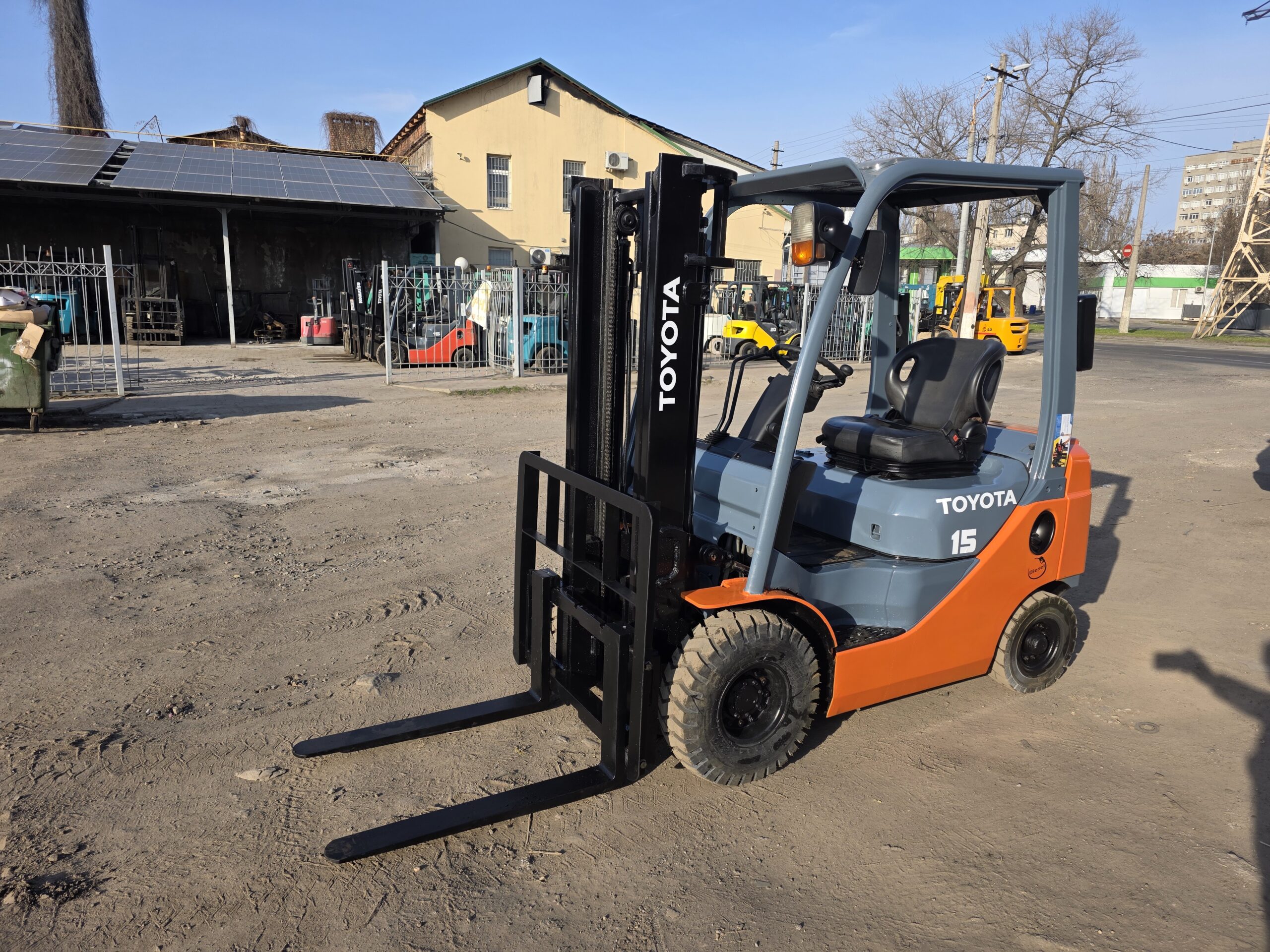 Навантажувач вилковий TOYOTA 02-8FDL15 - Зображення 2