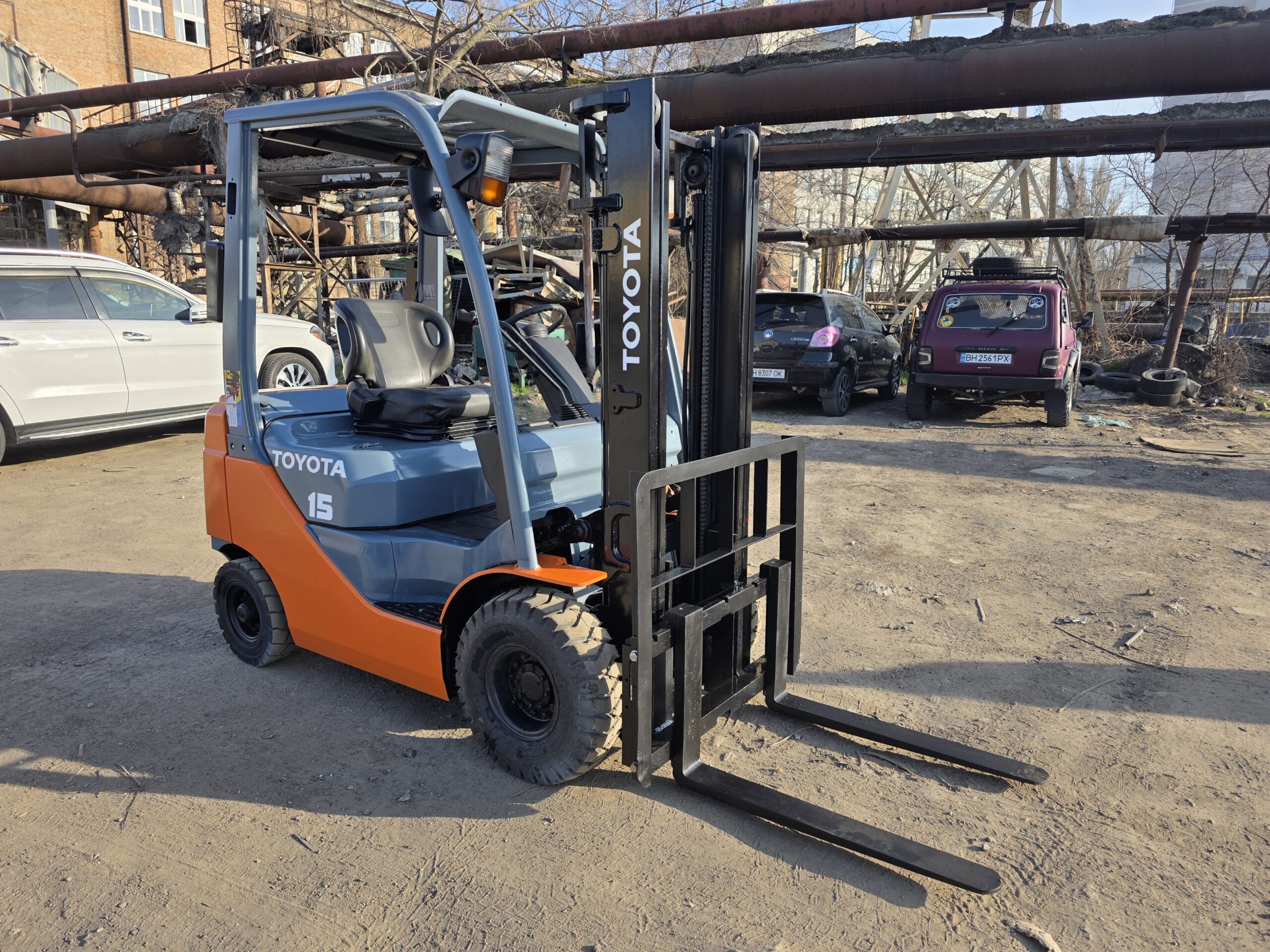 Навантажувач вилковий TOYOTA 02-8FDL15 - Зображення 4