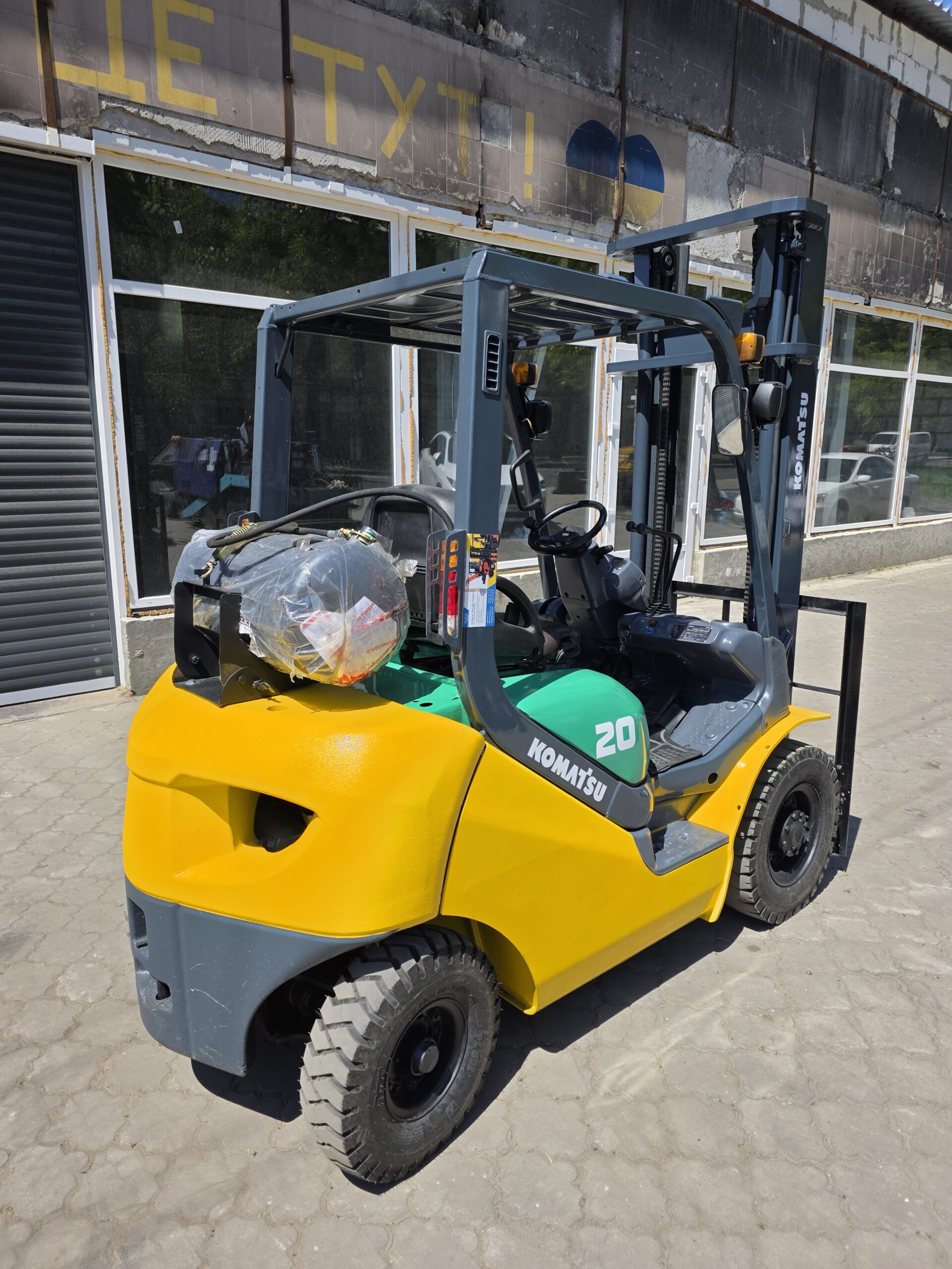 Навантажувач вилковий KOMATSU FG20T-16 - Зображення 3