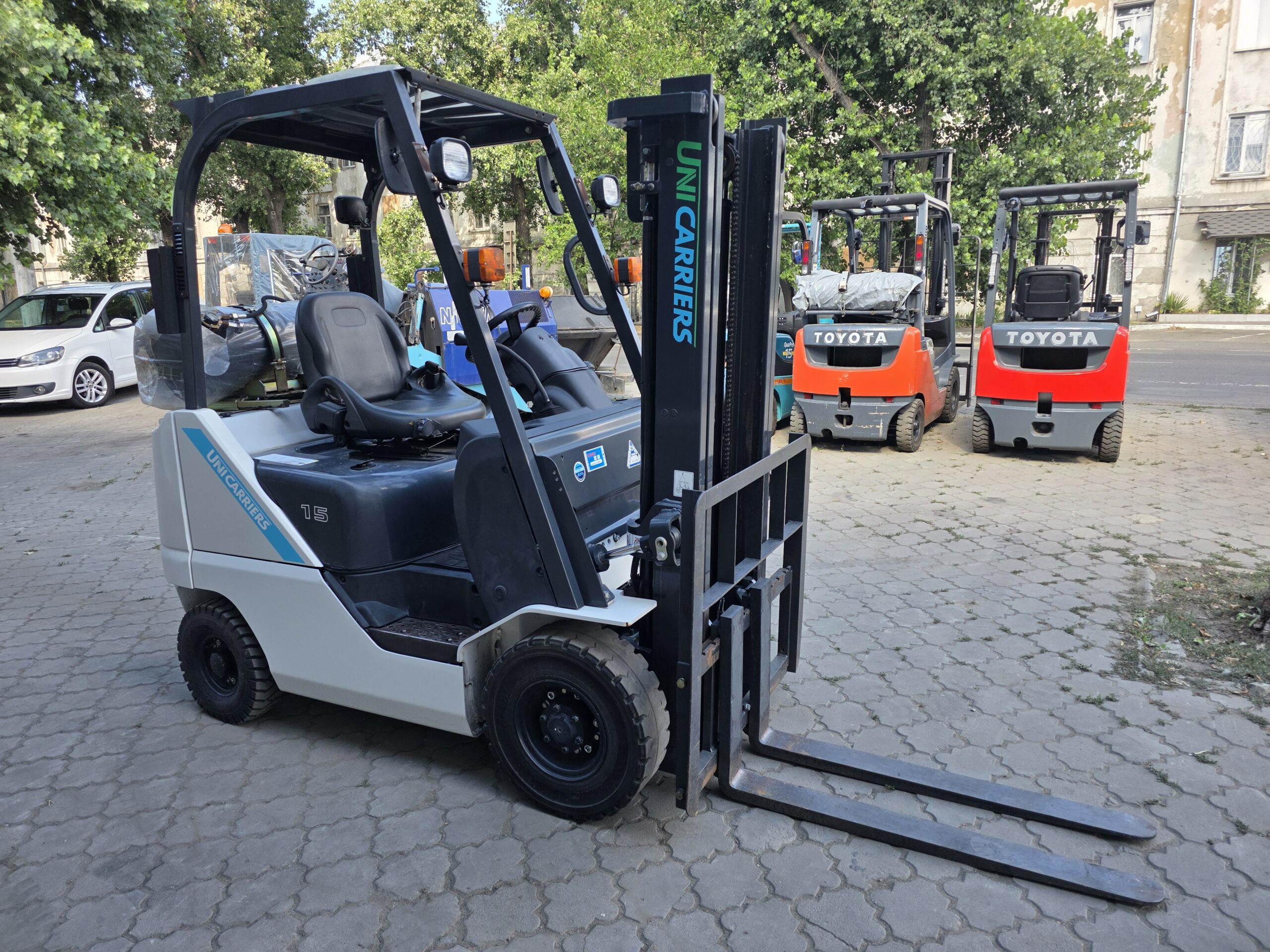 Навантажувач вилковий UNICARRIERS FGE15T5 - Зображення 2
