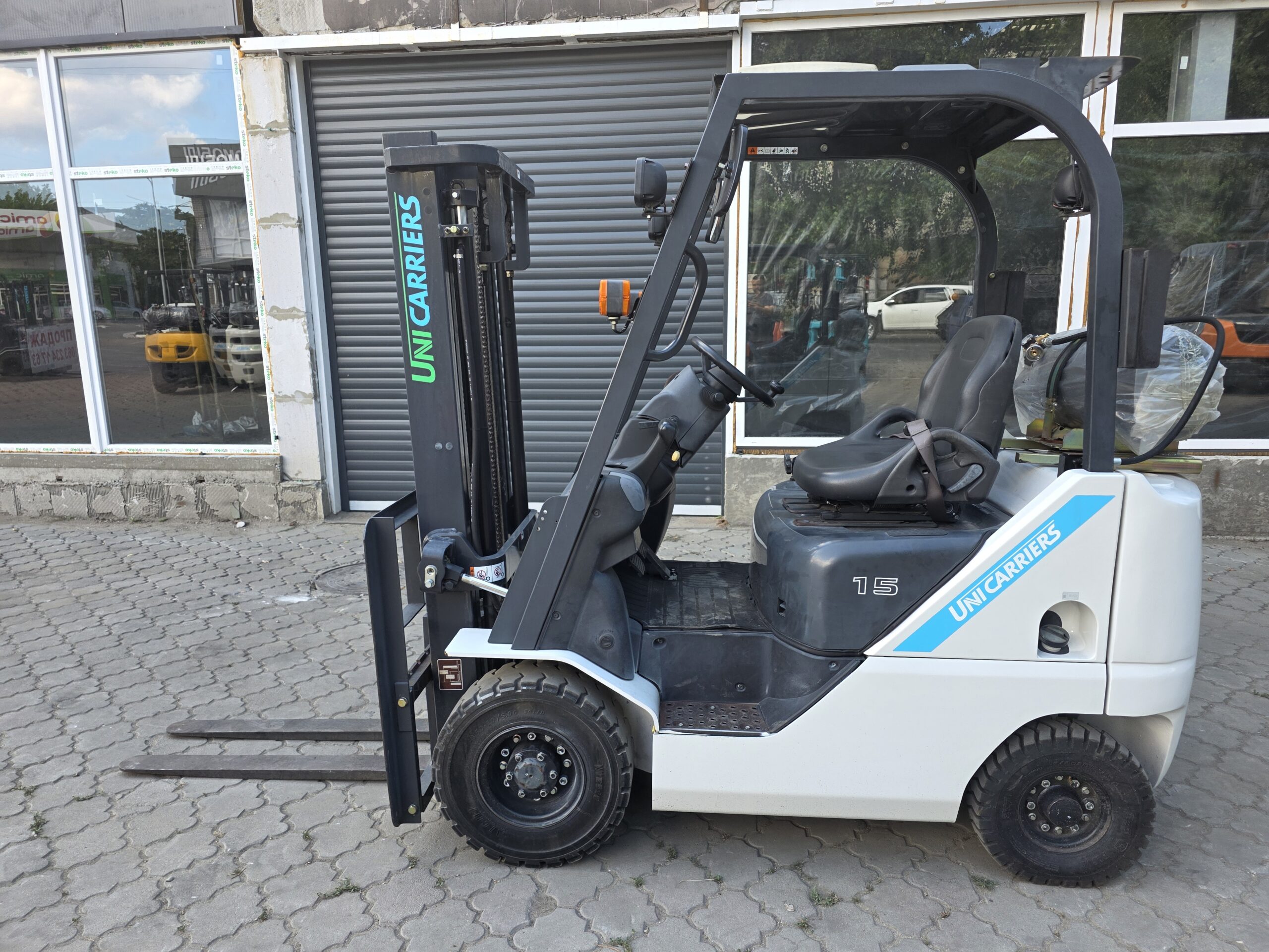 Навантажувач вилковий UNICARRIERS FGE15T5 - Зображення 4
