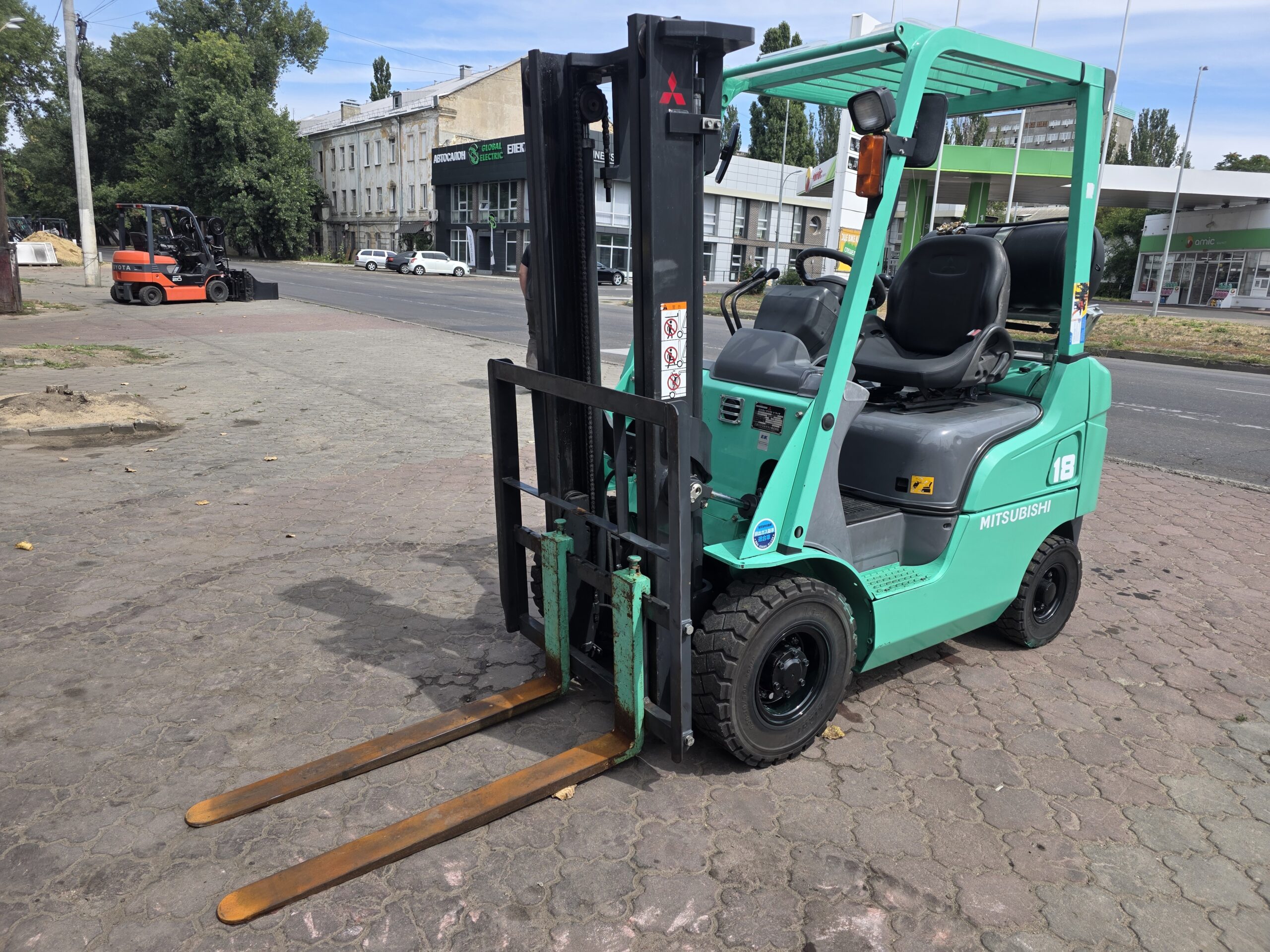 Навантажувач вилковий MITSUBISHI FGE18T, 2017 рік - Зображення 2